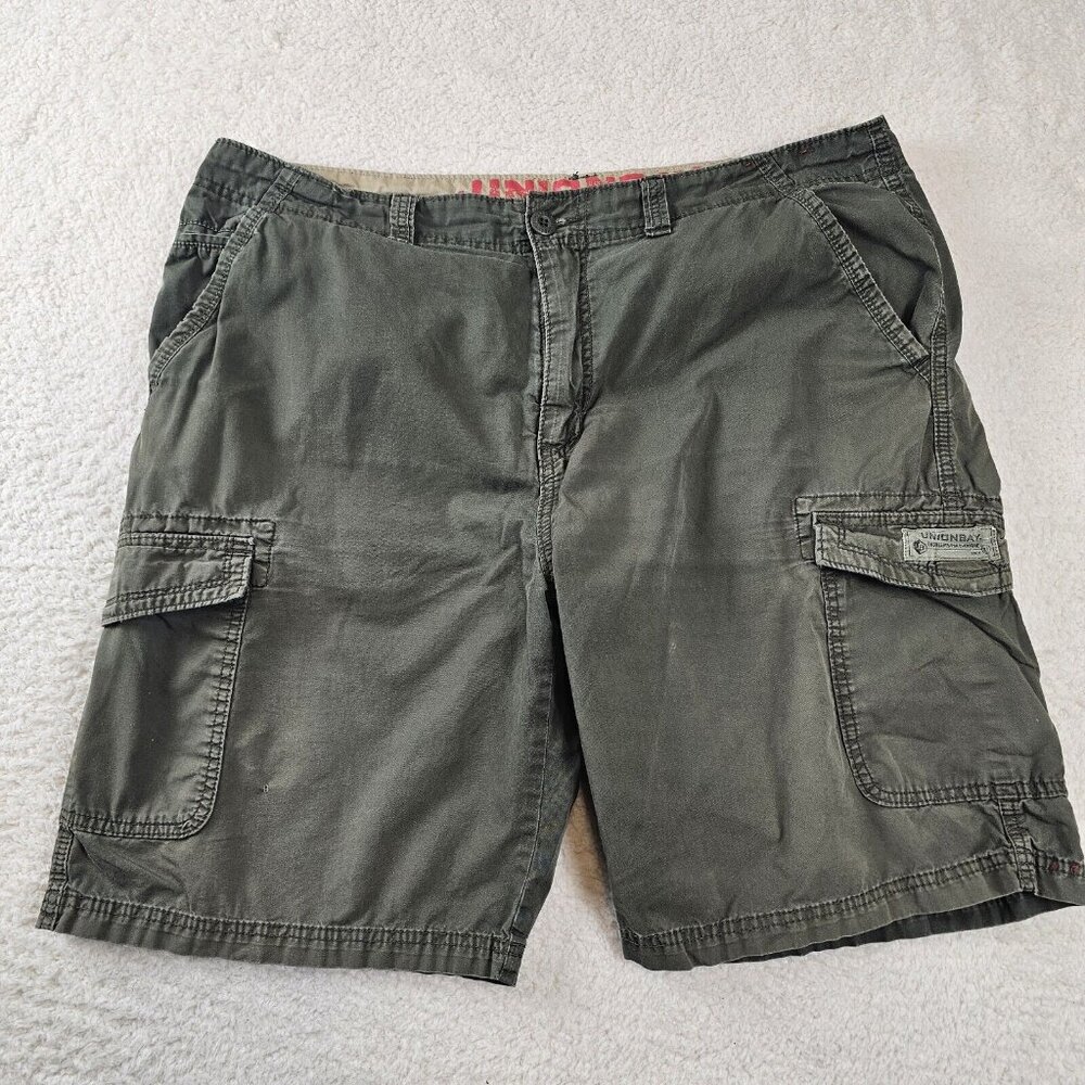 Union Bay‎ Shorts Men's Size 40 Green Cargo Hiking Outdoors Active Wear Gorpcore